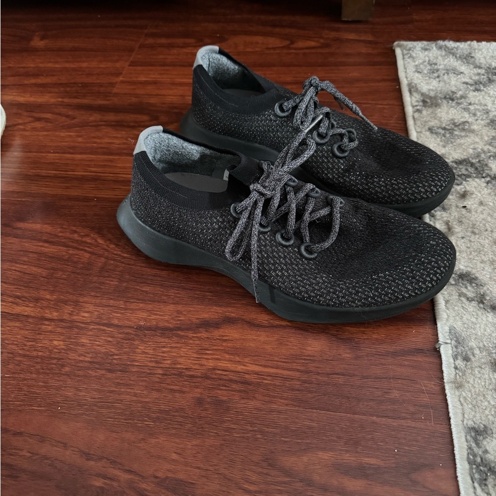 Allbirds running shoes size 10